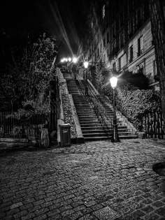  night (montmartre - paris - france)